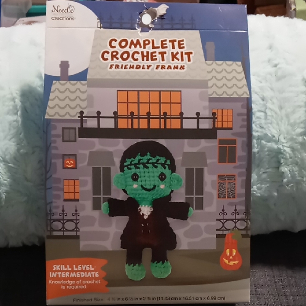 Friendly Frank Crochet Kit - Green and Black